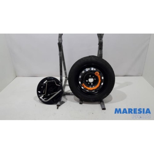 Fiat - 500 - Krikset + reservewiel