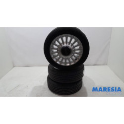 Fiat - 500 - Sportvelgenset + banden