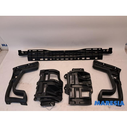 Peugeot - 5008 - Rear bumper frame