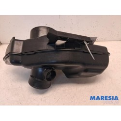 Peugeot - 5008 - Resonance housing