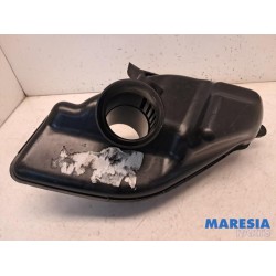 Peugeot - 5008 - Resonance housing