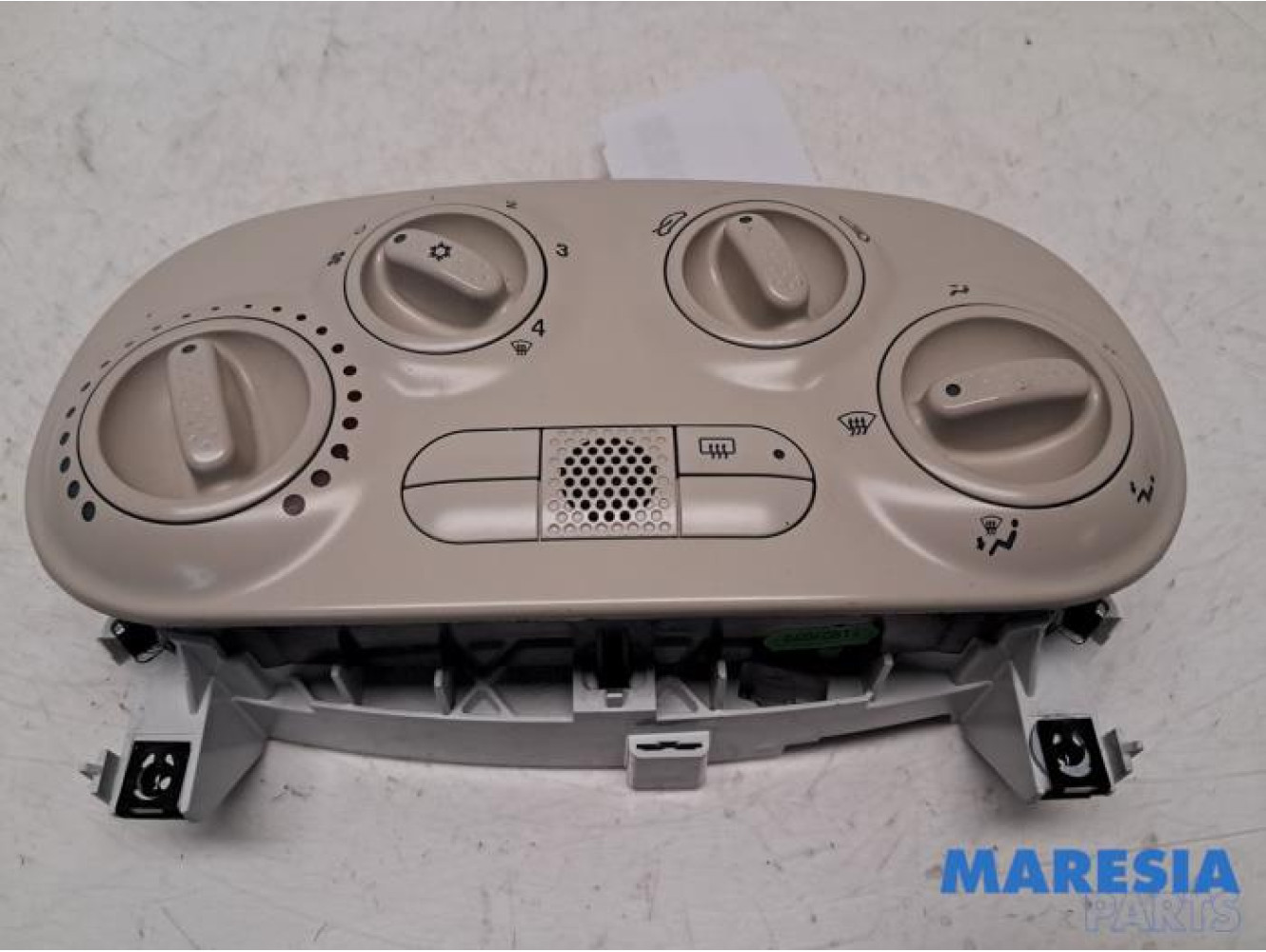 Fiat - 500 - Heater control panel