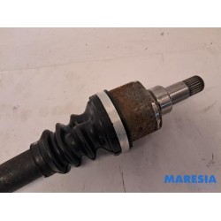 Peugeot - 206 - Aandrijfas links-voor