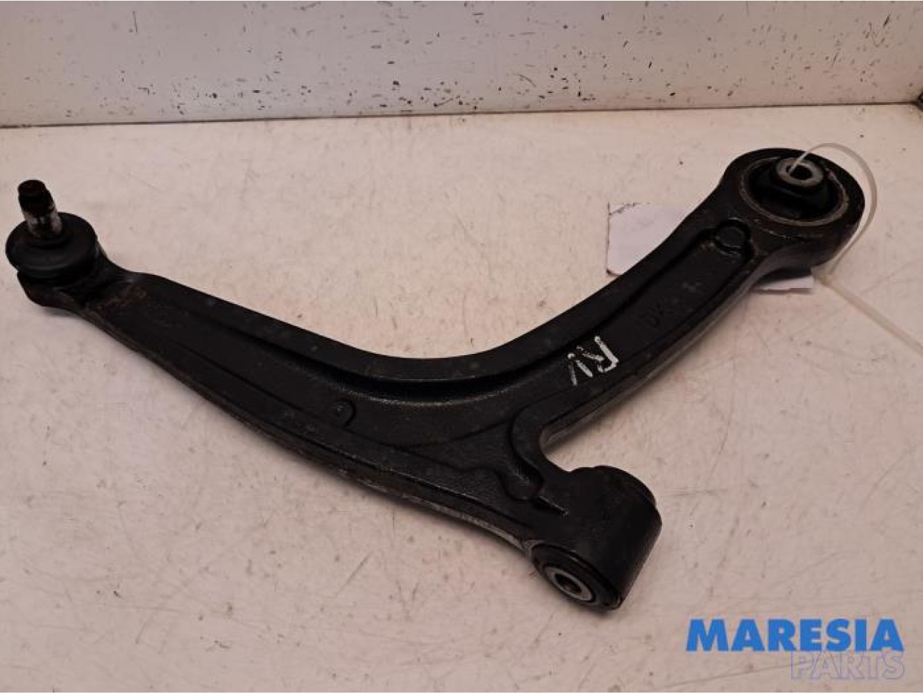 Fiat - 500 - Front lower wishbone, right