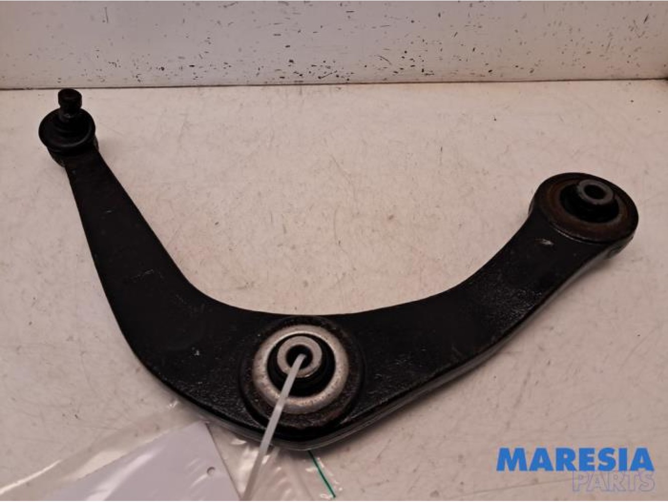 Peugeot - 206 - Front lower wishbone, right