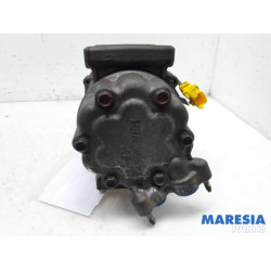 Peugeot - 206 - Air conditioning pump