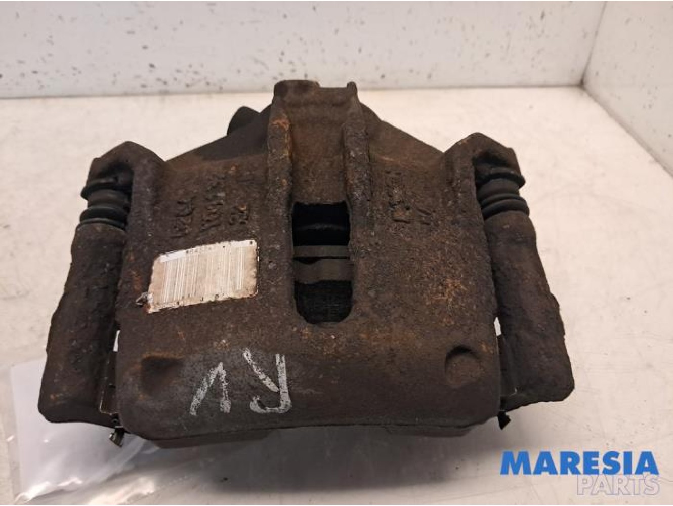 Peugeot - 206 - Front brake calliper, right