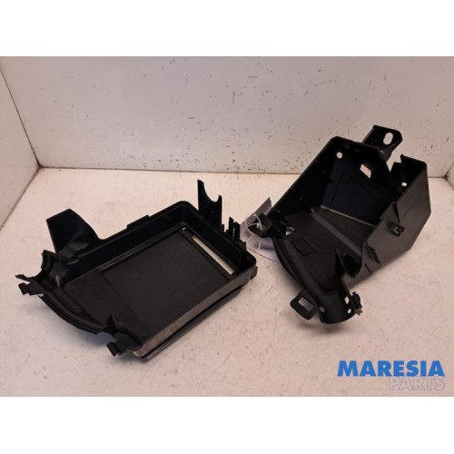 Fiat - 500 - Fuse box