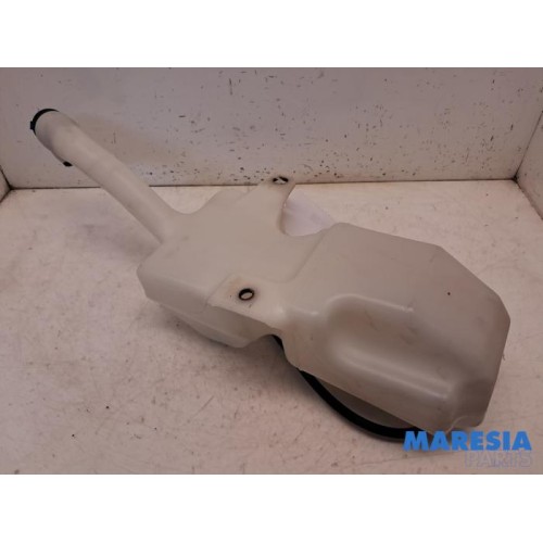 Fiat - 500 - Front windscreen washer reservoir