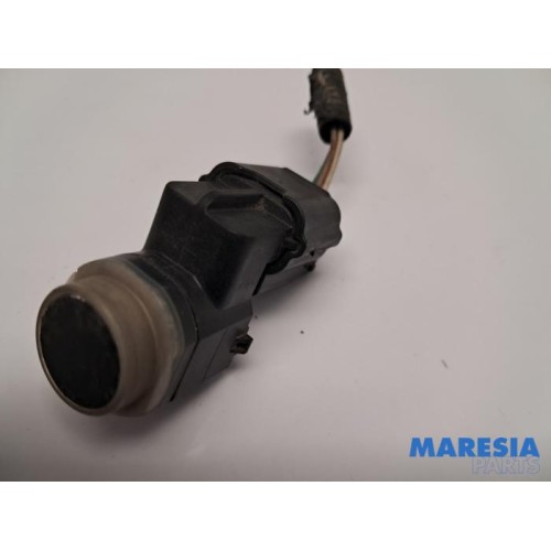 Opel - Vivaro - PDC Sensor
