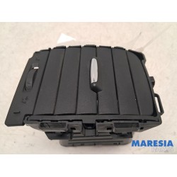 Opel - Vivaro - Dashboard vent