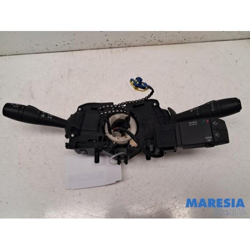 Opel - Vivaro - Steering column stalk