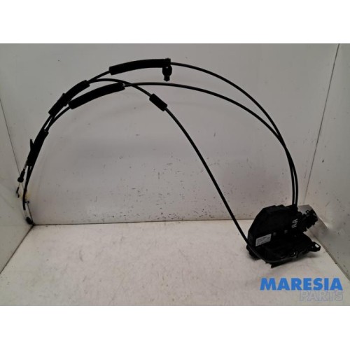 Opel - Vivaro - Sliding door lock mechanism, right