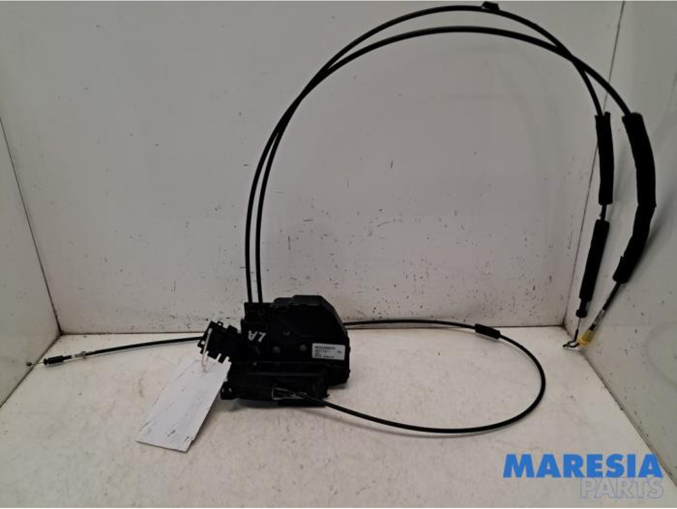 Opel - Vivaro - Sliding door lock mechanism, left