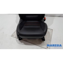 Renault - Arkana - Seat, right