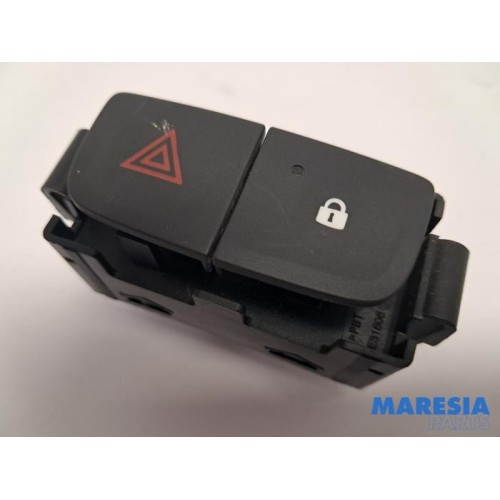 Opel - Vivaro - Panic lighting switch