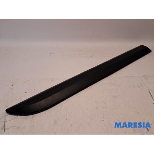 Toyota - Pro-Ace - Decorative strip