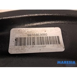 Toyota - Pro-Ace - Querlenker unten links vorne
