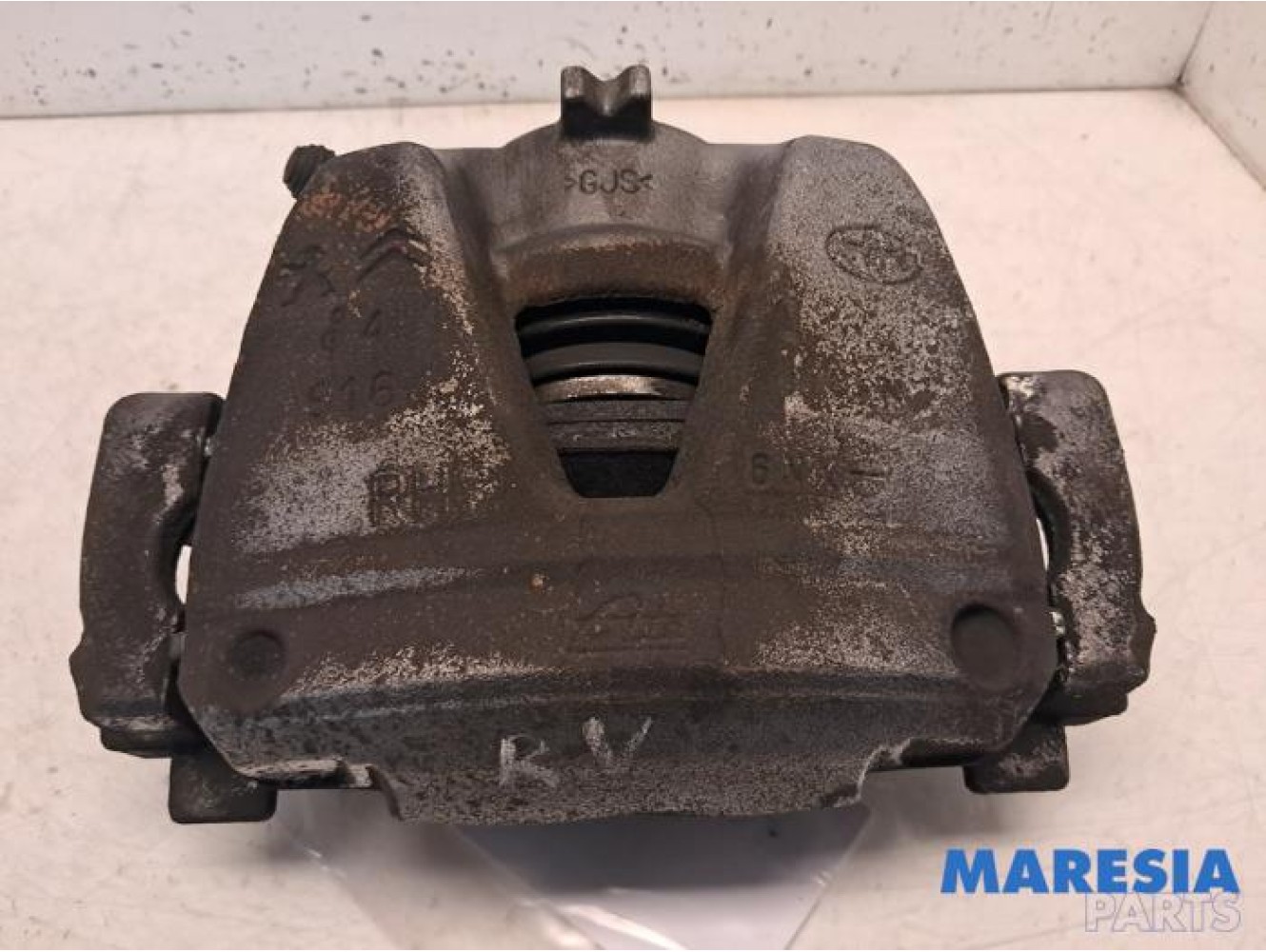 Toyota - Pro-Ace - Front brake calliper, right