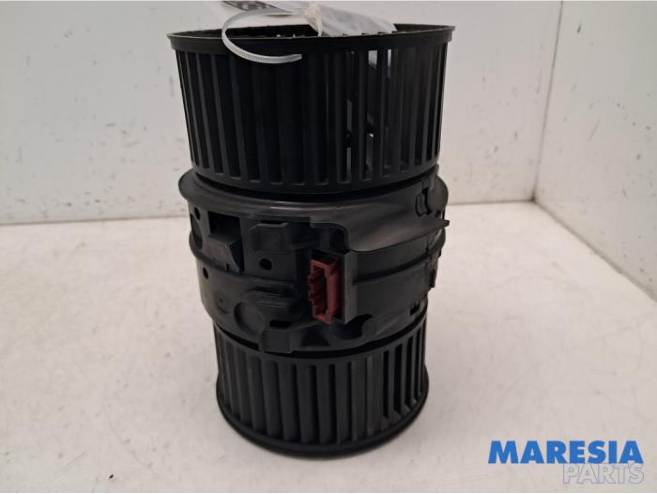 Opel - Vivaro - Heating and ventilation fan motor