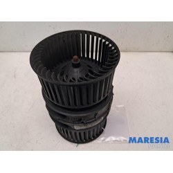 Opel - Vivaro - Heating and ventilation fan motor