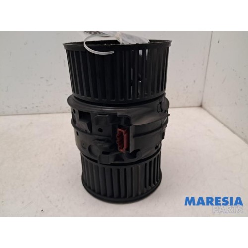Opel - Vivaro - Heating and ventilation fan motor