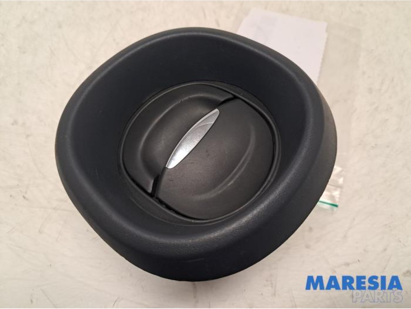 Opel - Vivaro - Dashboard vent