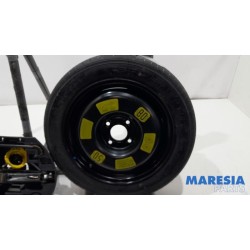 Citroen - C3 - Krikset + reservewiel