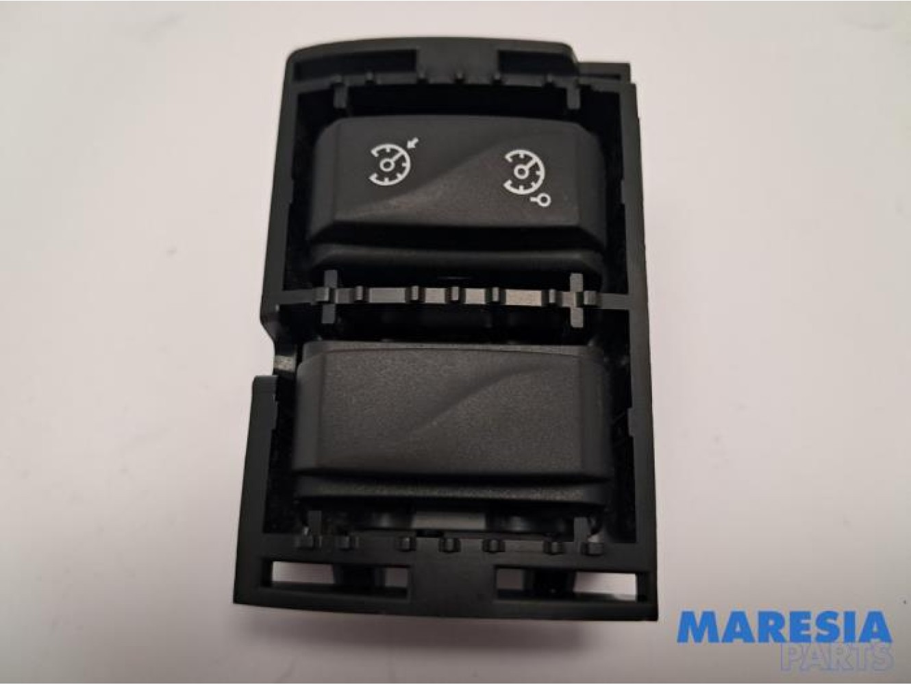Opel - Vivaro - Cruise control switch