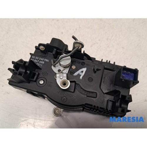 Opel - Vivaro - Minibus/van rear door lock mechanism
