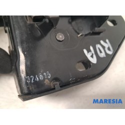 Opel - Vivaro - Minibus/van rear door lock mechanism