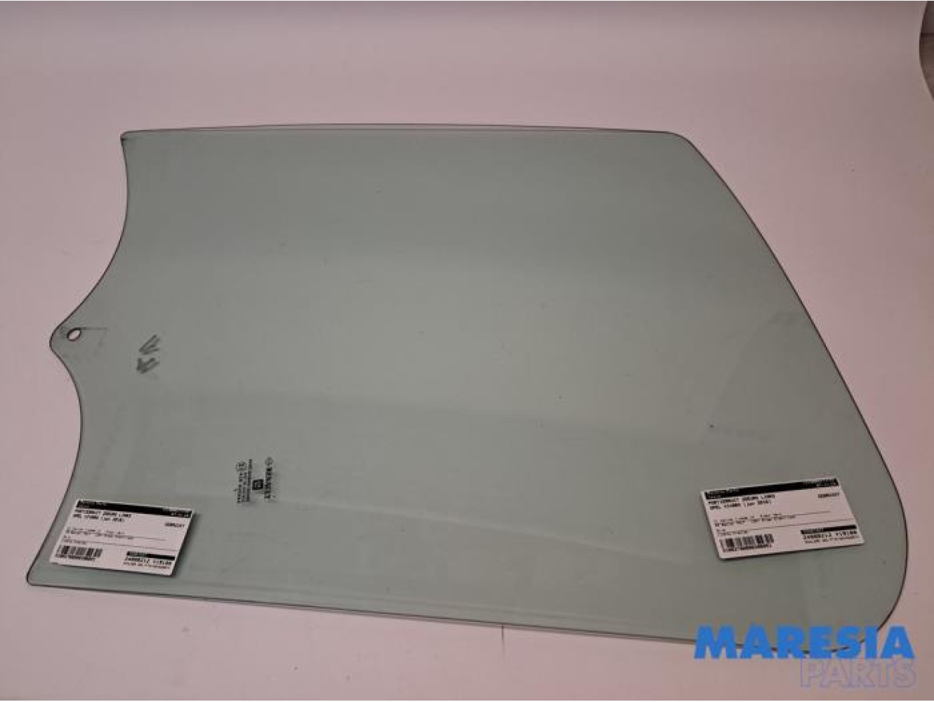 Opel - Vivaro - Portierruit 2Deurs links