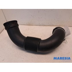 Opel - Vivaro - Air intake hose