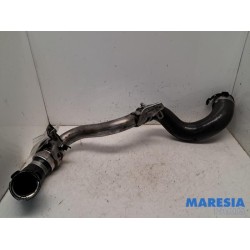 Opel - Vivaro - Intercooler tube
