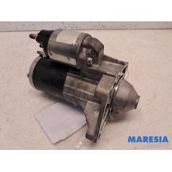 Opel - Vivaro - Starter