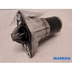 Opel - Vivaro - Starter