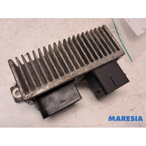 Opel - Vivaro - Glow plug relay