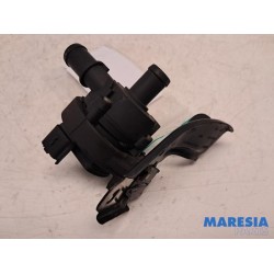 Opel - Vivaro - Additional water pump