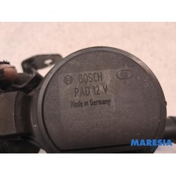 Opel - Vivaro - Additional water pump
