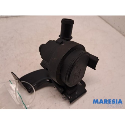 Opel - Vivaro - Additional water pump