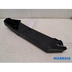 Opel - Vivaro - Front part support