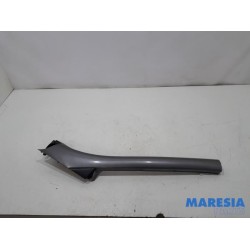 Renault - Scenic - Frontscreen frame