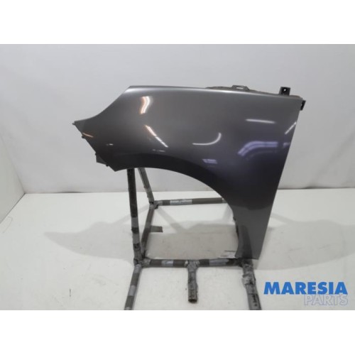 Renault - Scenic - Front wing, left