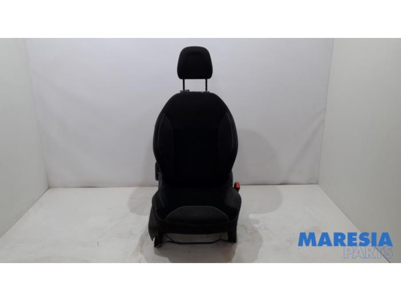 Citroen - C3 - Seat, right