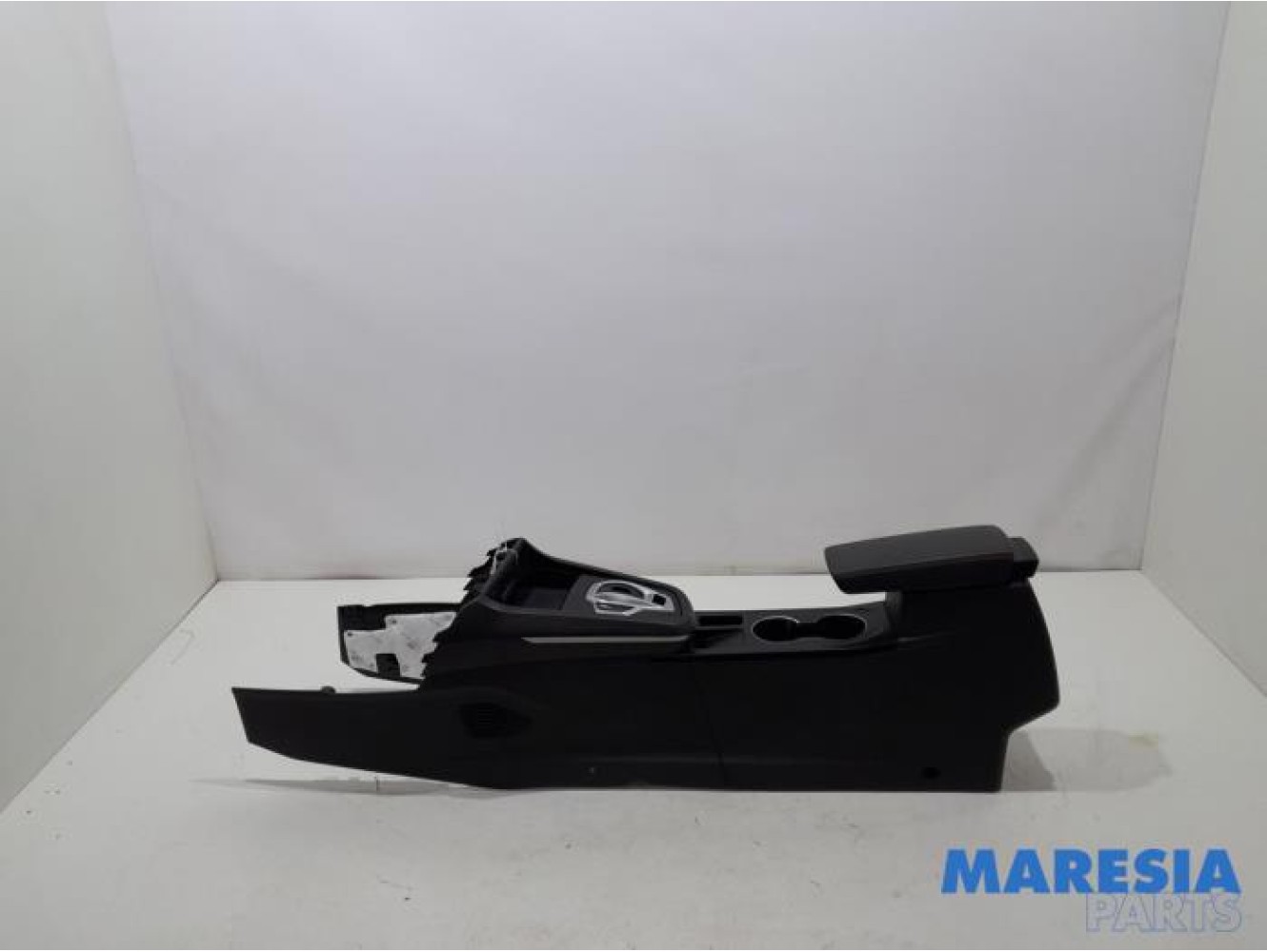 Renault - Arkana - Middle console