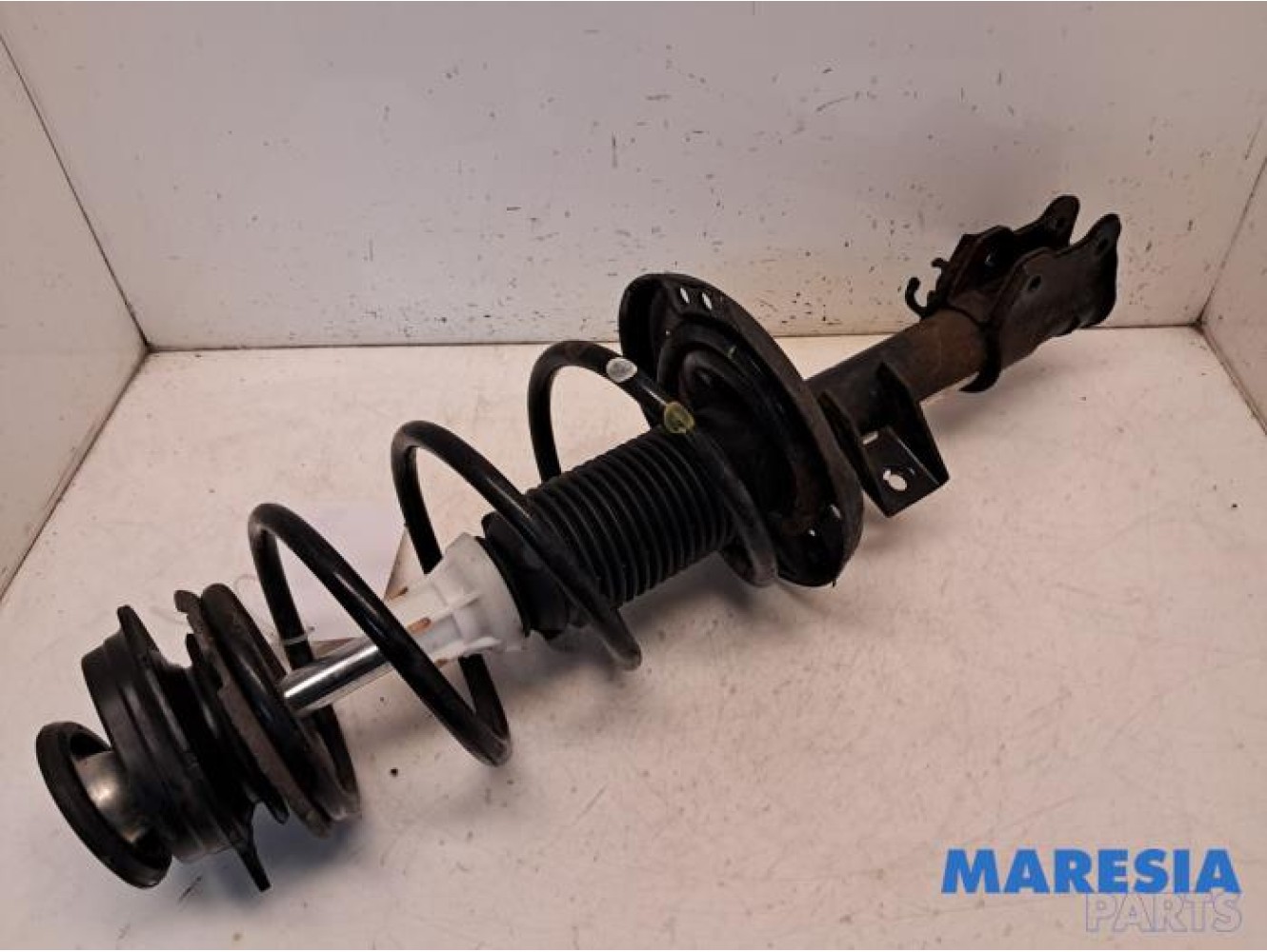 Fiat - 500 - Front shock absorber rod, right