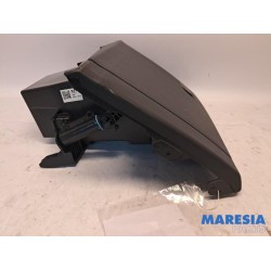 Renault - Arkana - Glovebox