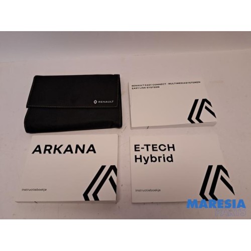 Renault - Arkana - Instruction Booklet