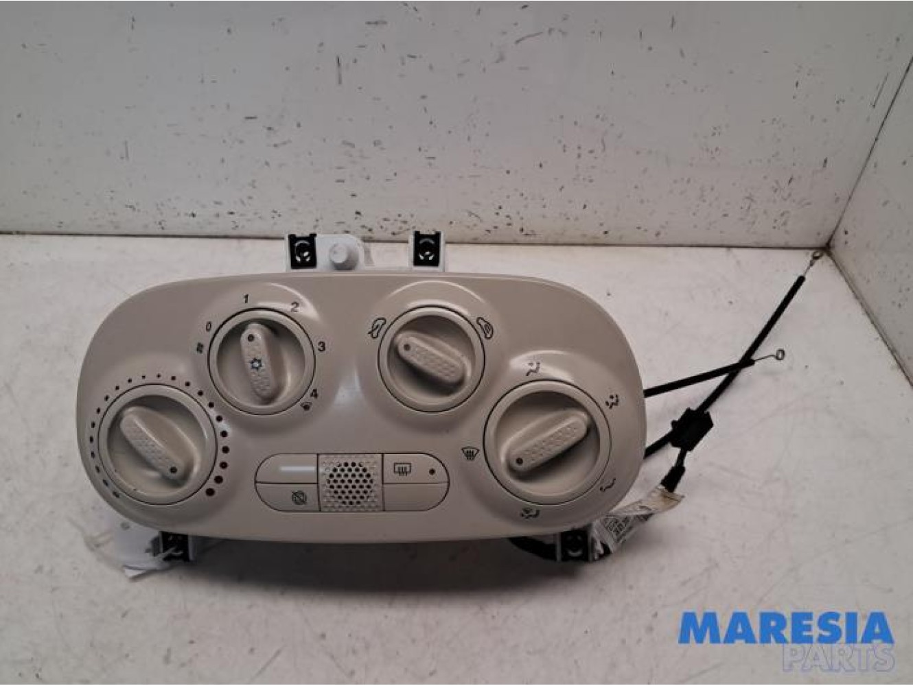 Fiat - 500 - Heater control panel