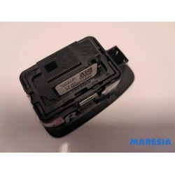 Renault - Arkana - Electric window switch